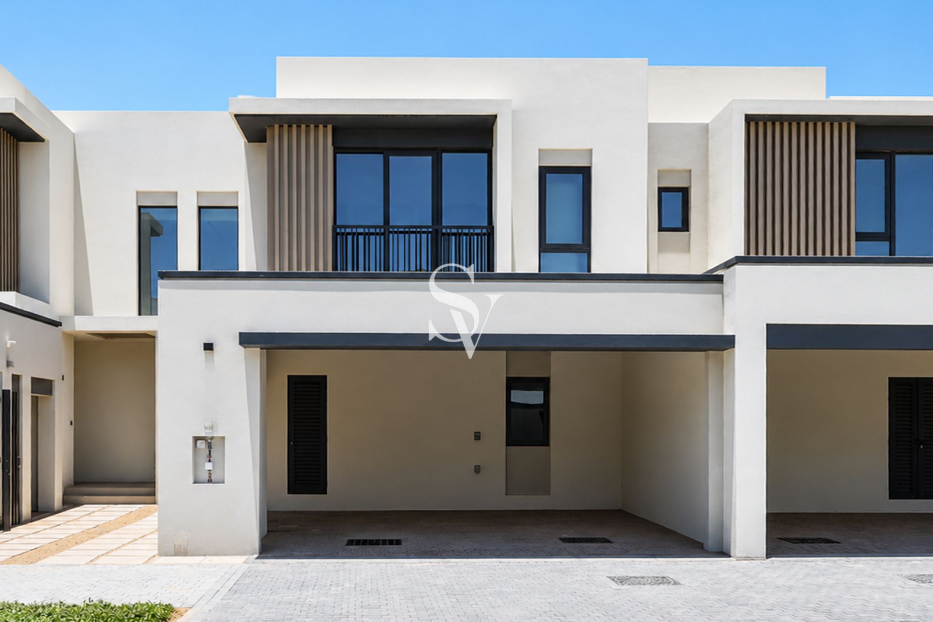 Single Row | Spacious 3 BR + Maid | Close to Pool