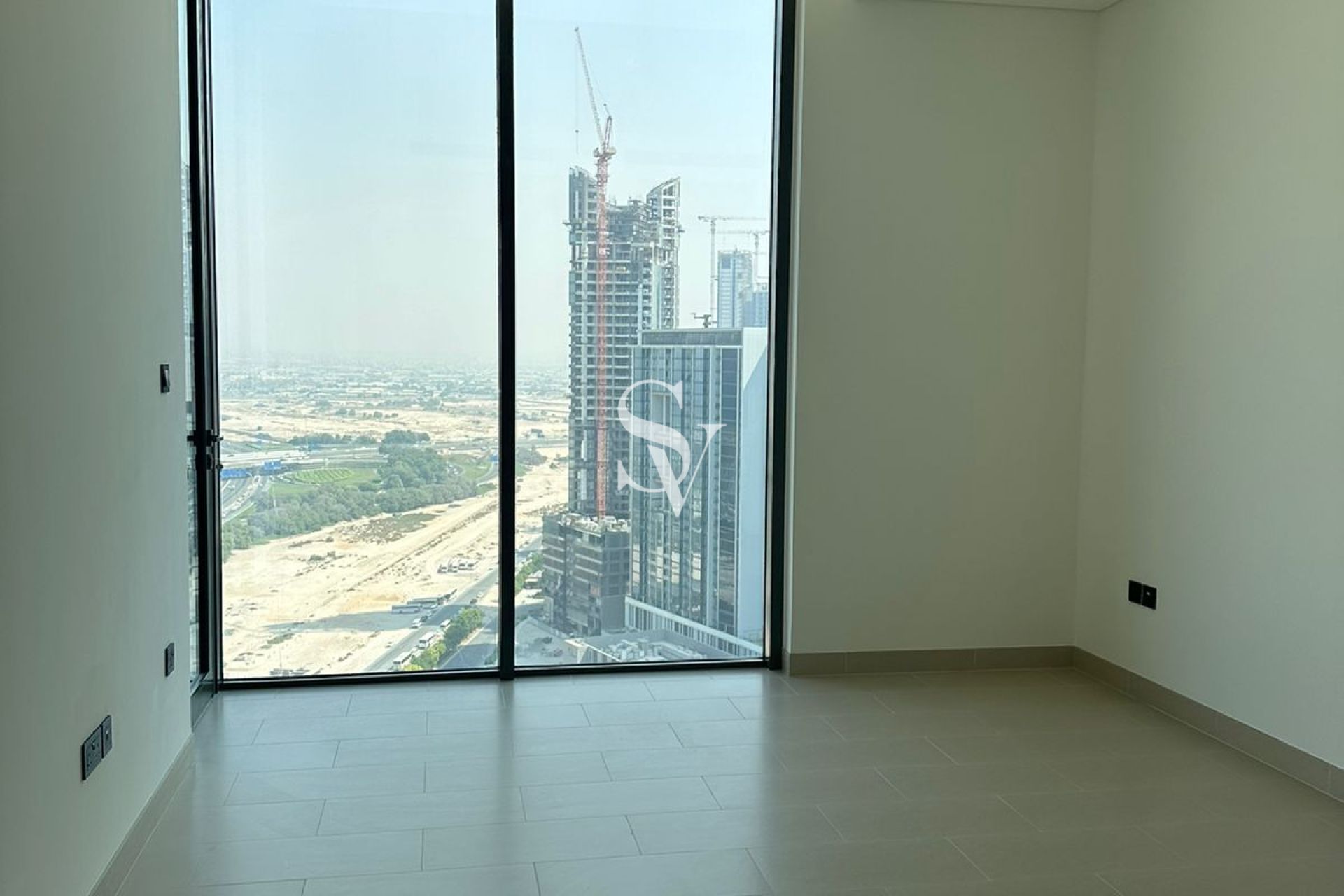 Ready To Move | Hight Floor | Spacious