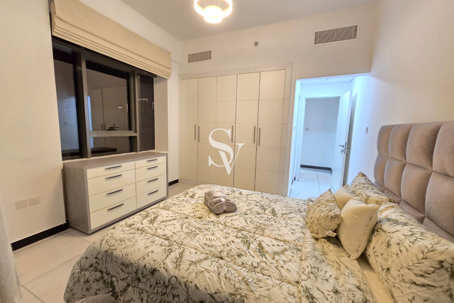 Chiller Free | Near Mall | Near Exit | 12 cheques