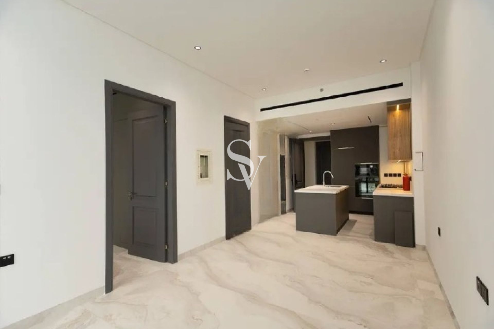 Vacant | 1BR + Study | Premium Amenities