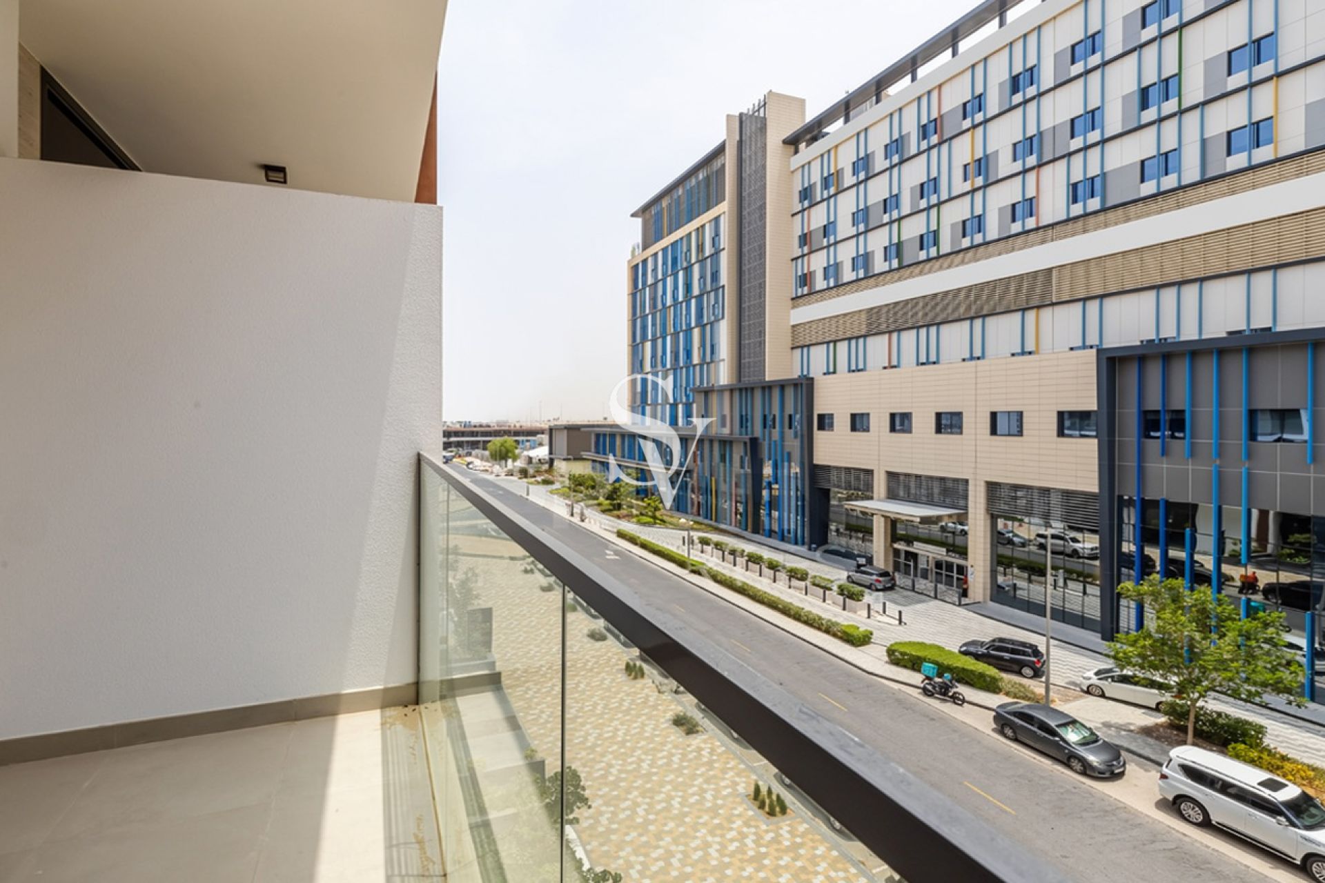 Bright and Spacious | Community View |Barsha South