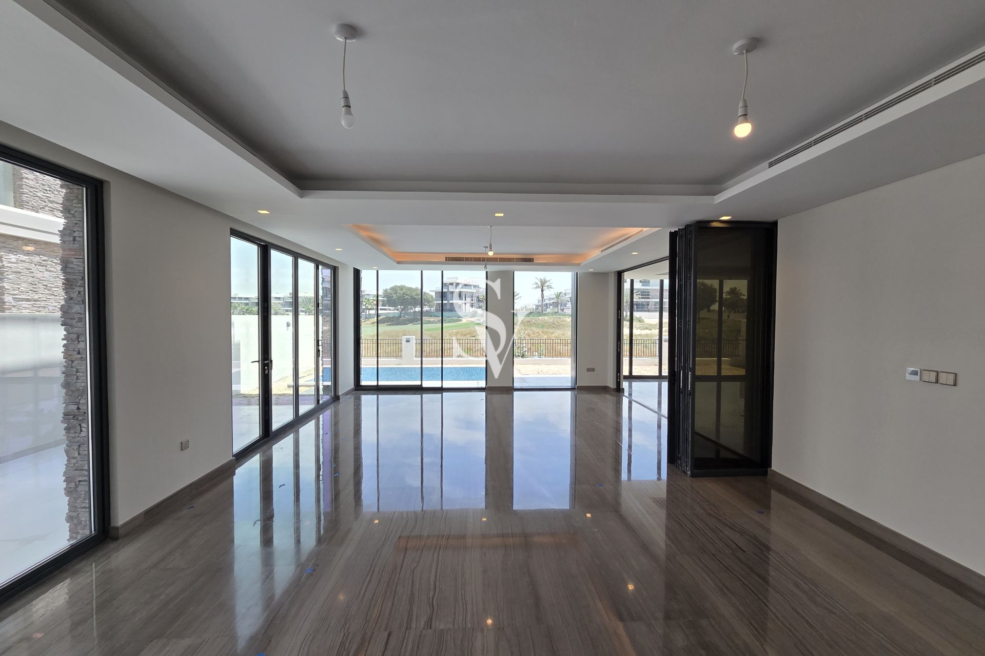 Brand New | Golf Course View | Expensive Layouts