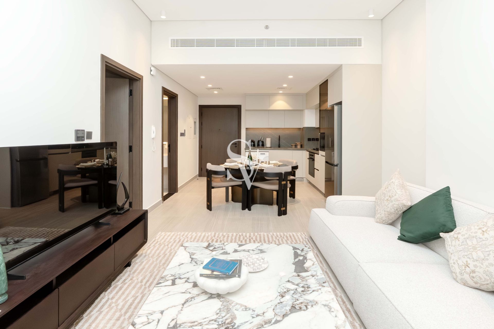 Miracle Garden View | Resort-Style Amenities