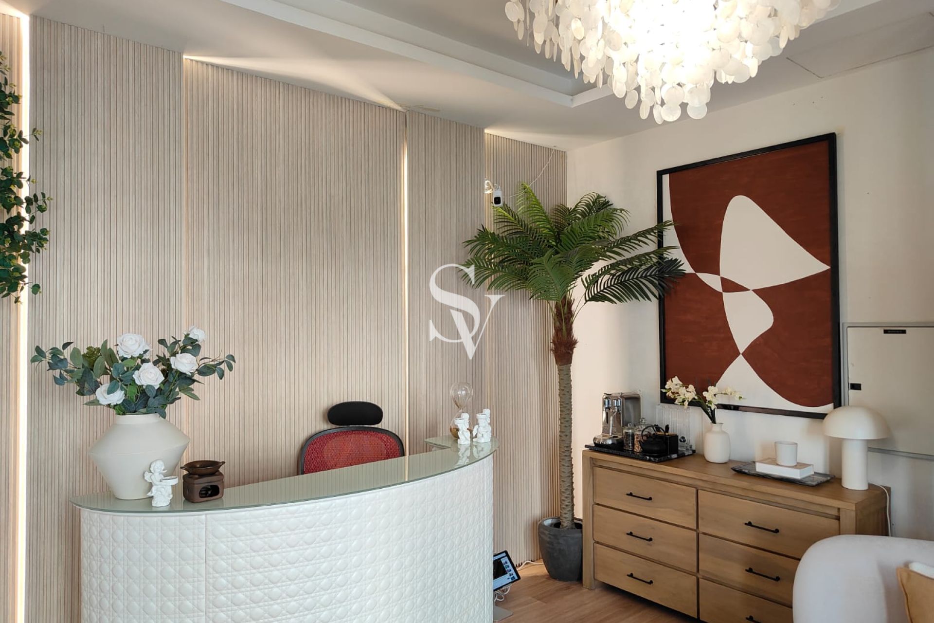 Premium Retail Space | Vacant | Furnished