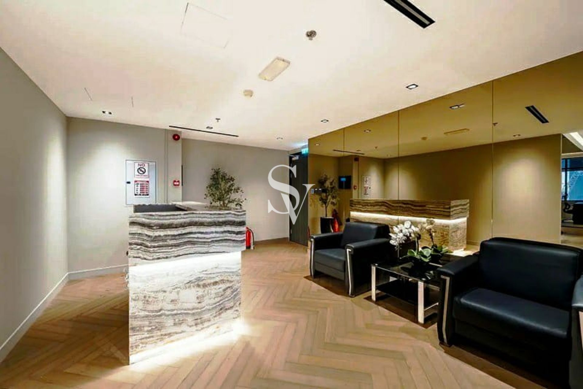 Premium Fitting | Turnkey | Prime Location