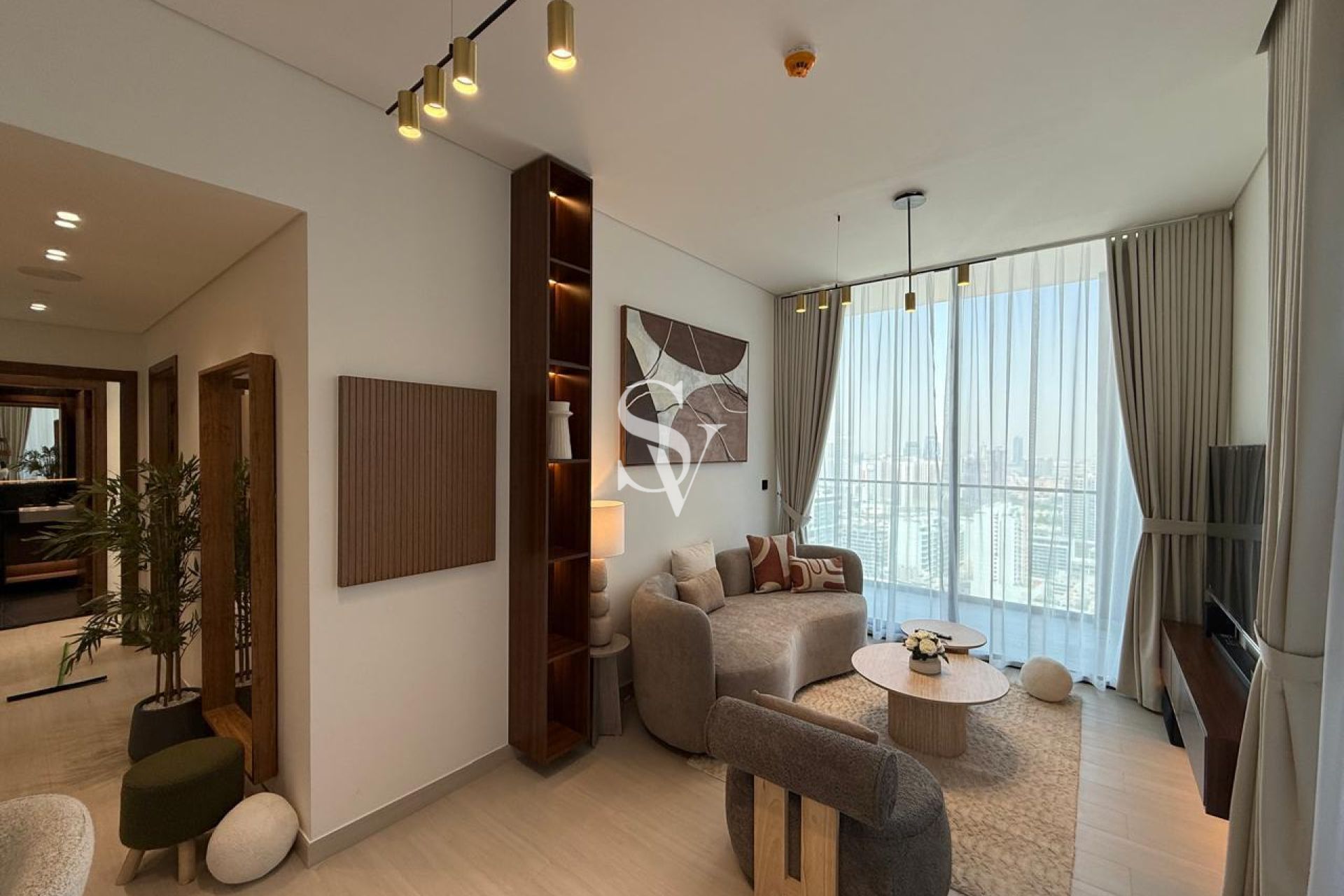 2BR+Private Pool | Furnished | High Floor