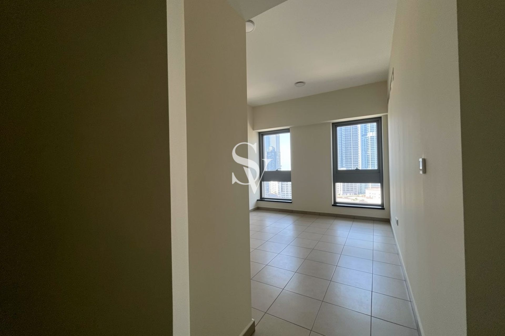 SZR VIEW | READY TO MOVE | NEXT TO METRO