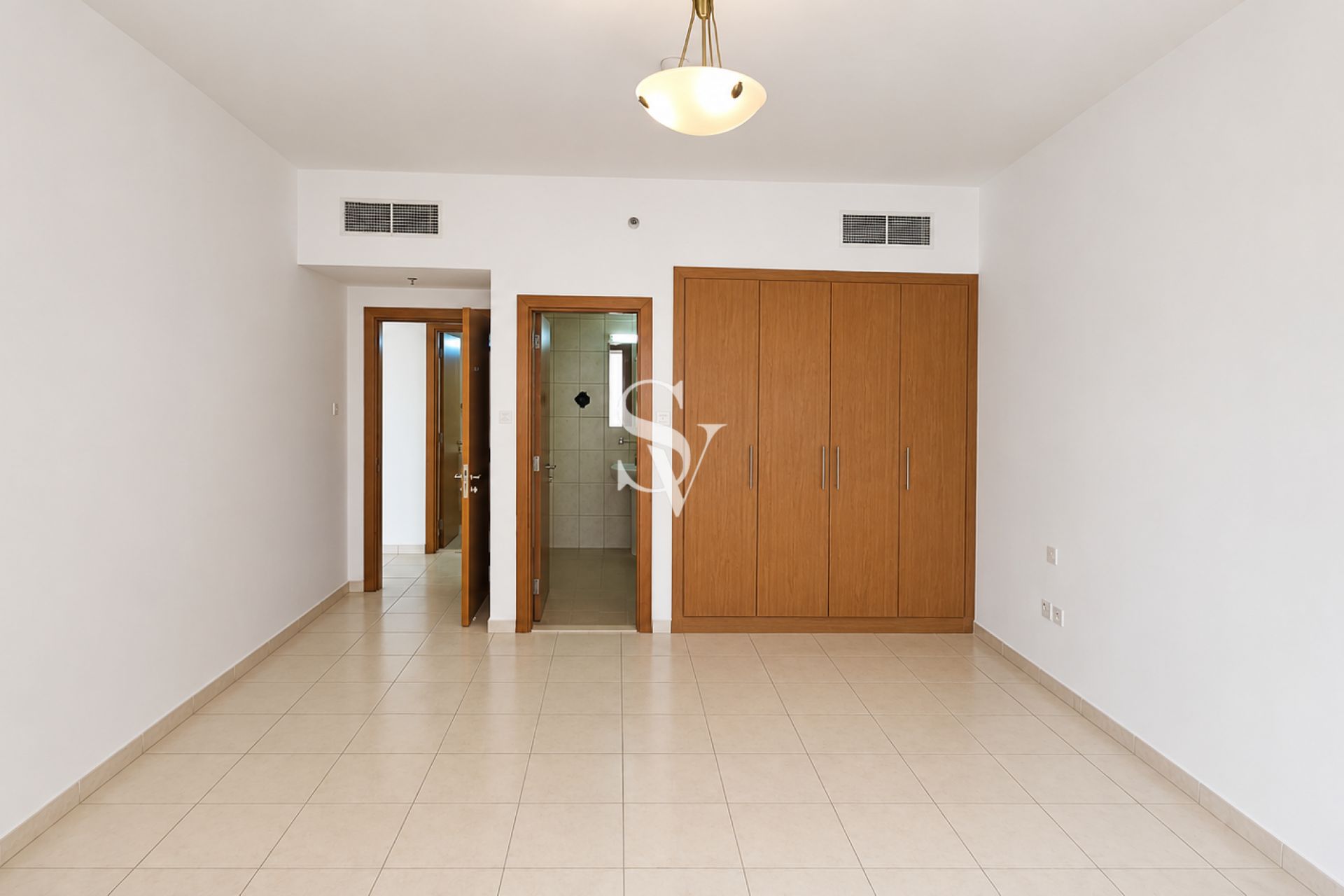 Large Layout | Open Plan Living