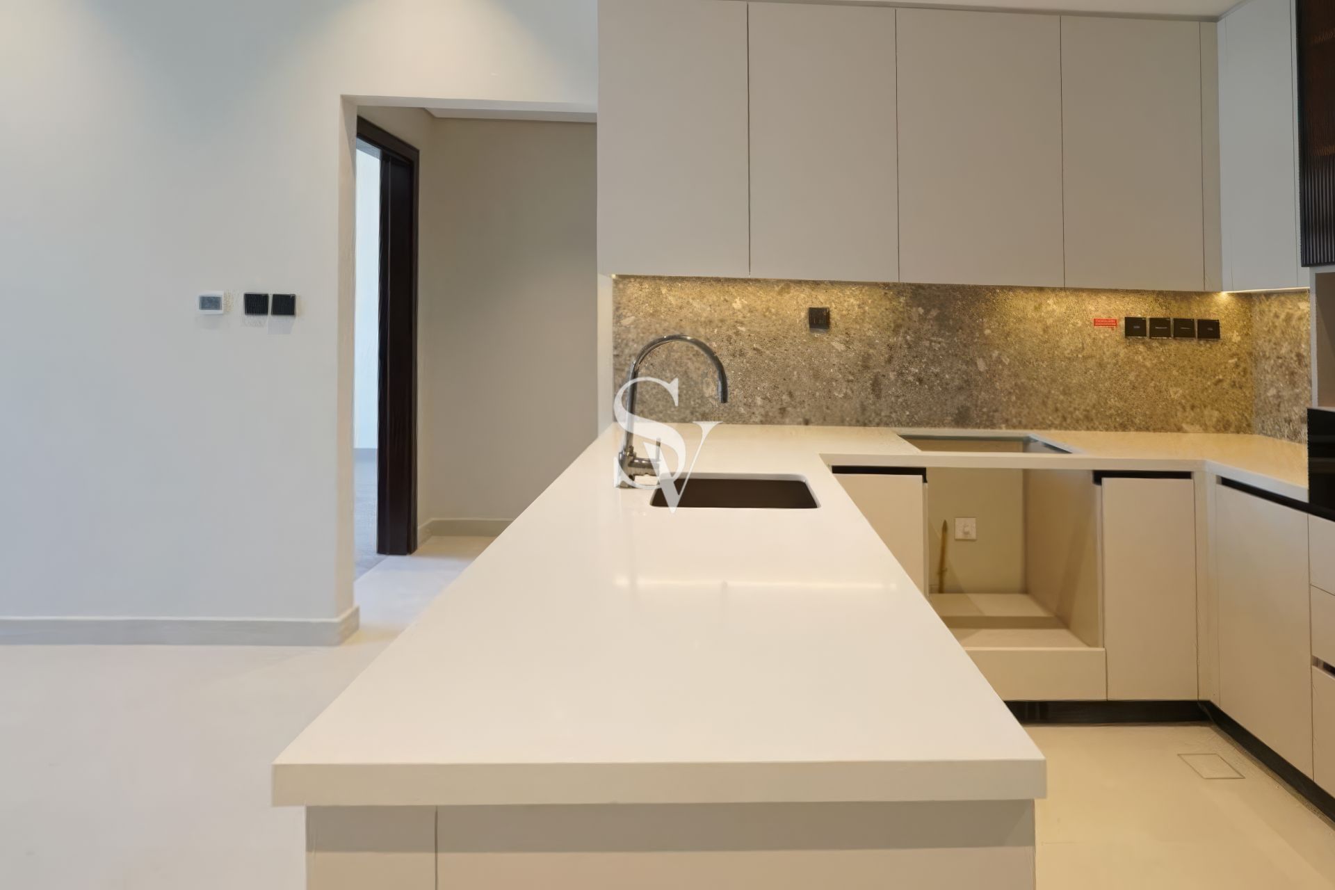 BRAND NEW | Fully Furnished Modern 1BR | AVAILABLE