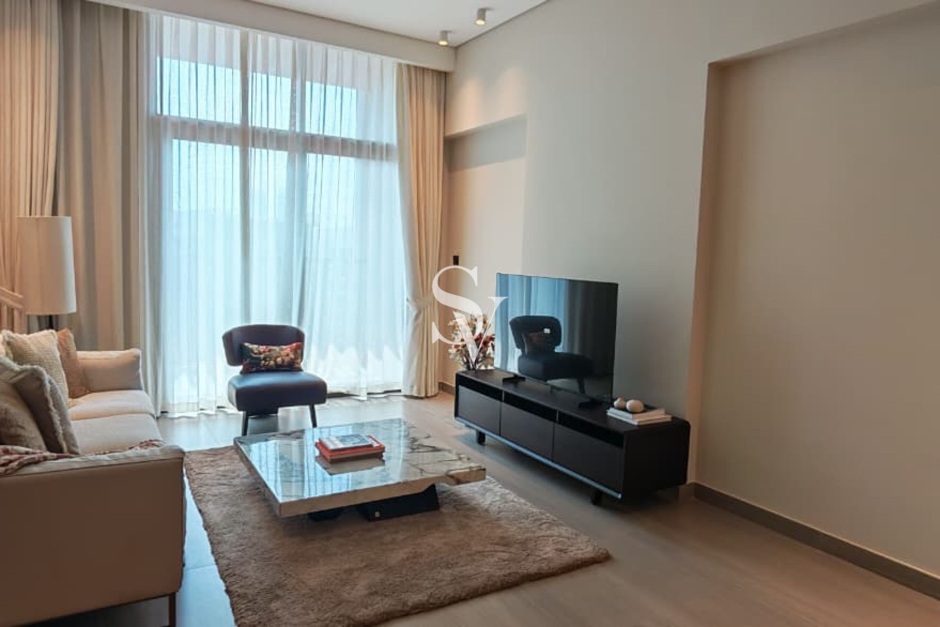 Bright Layout | Furnished Option | Ready To Move