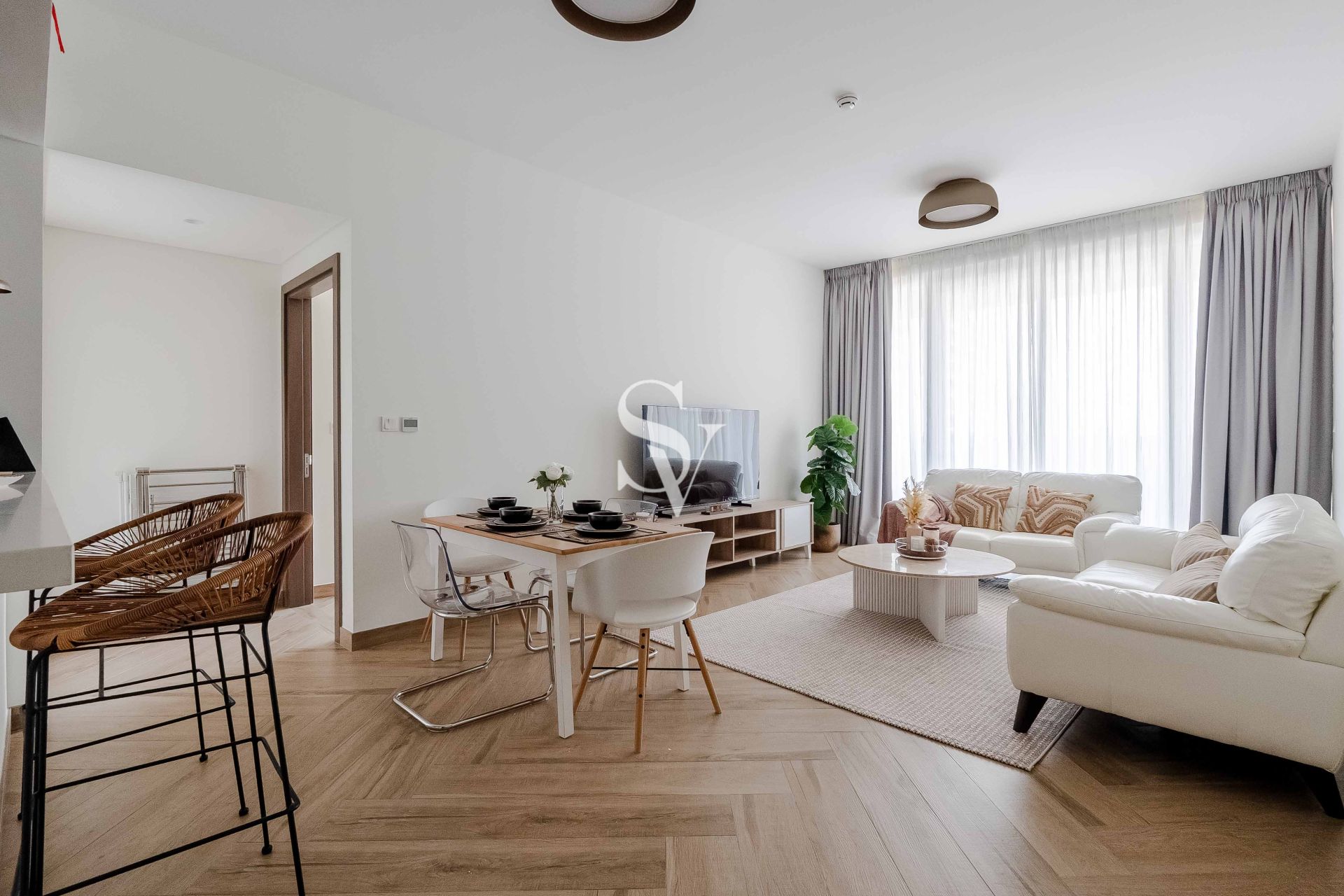 Fully Furnished | Ready to Move | Prime Location