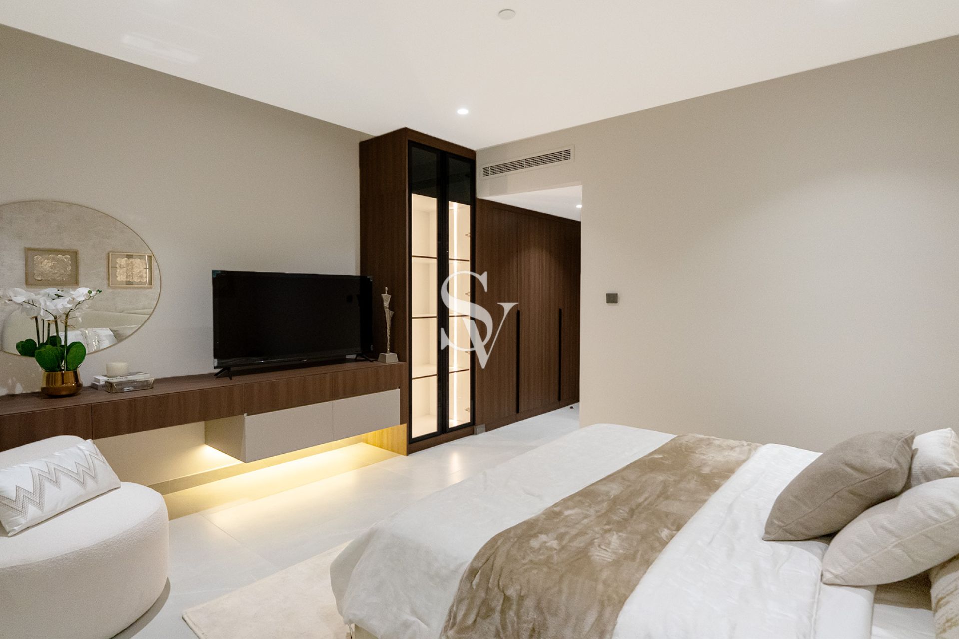 Luxury 2-Bedroom | Ready to Handover | 20:80 P.P.
