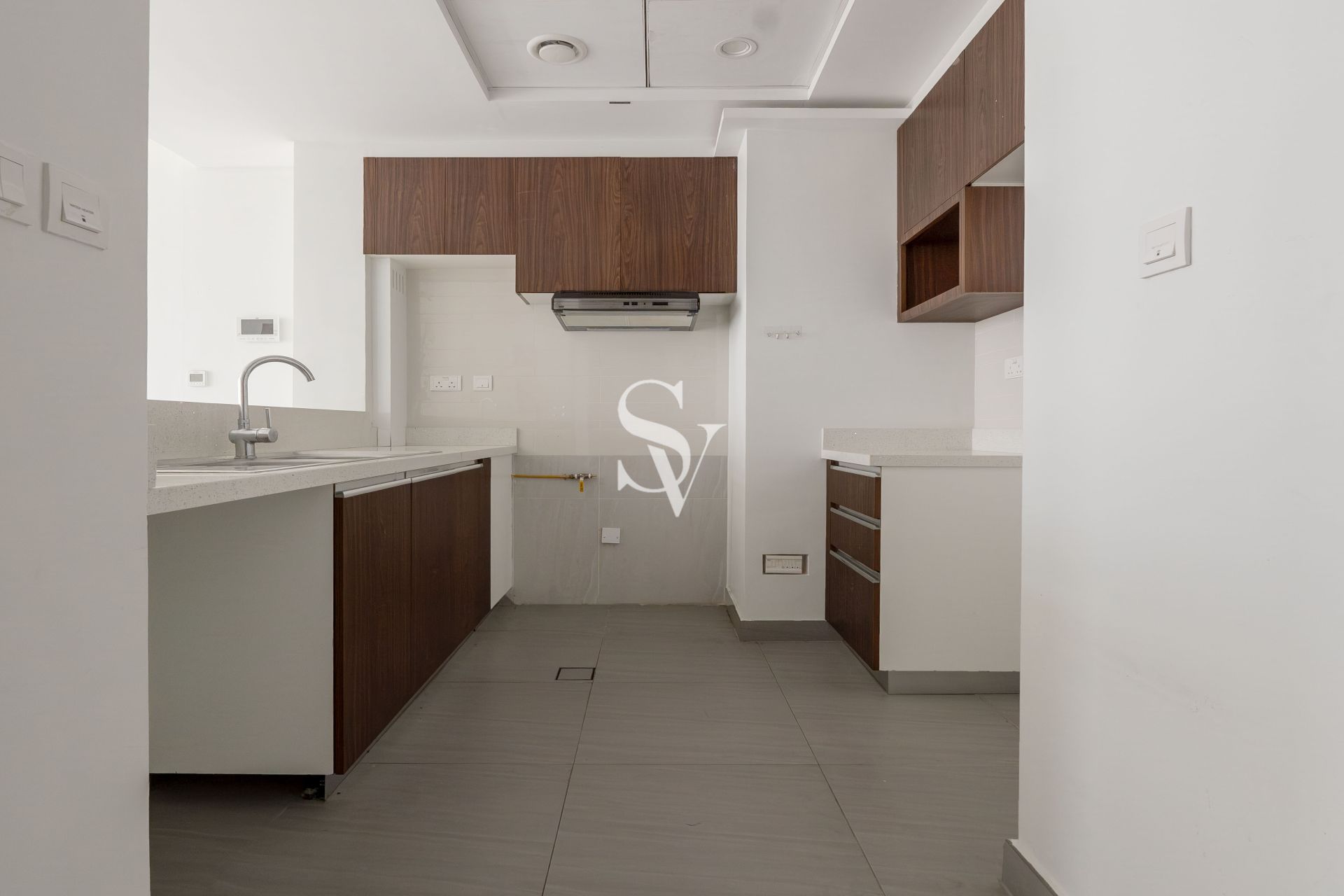 Sheikh Zayed View | Nearby Metro | Vacant Unit