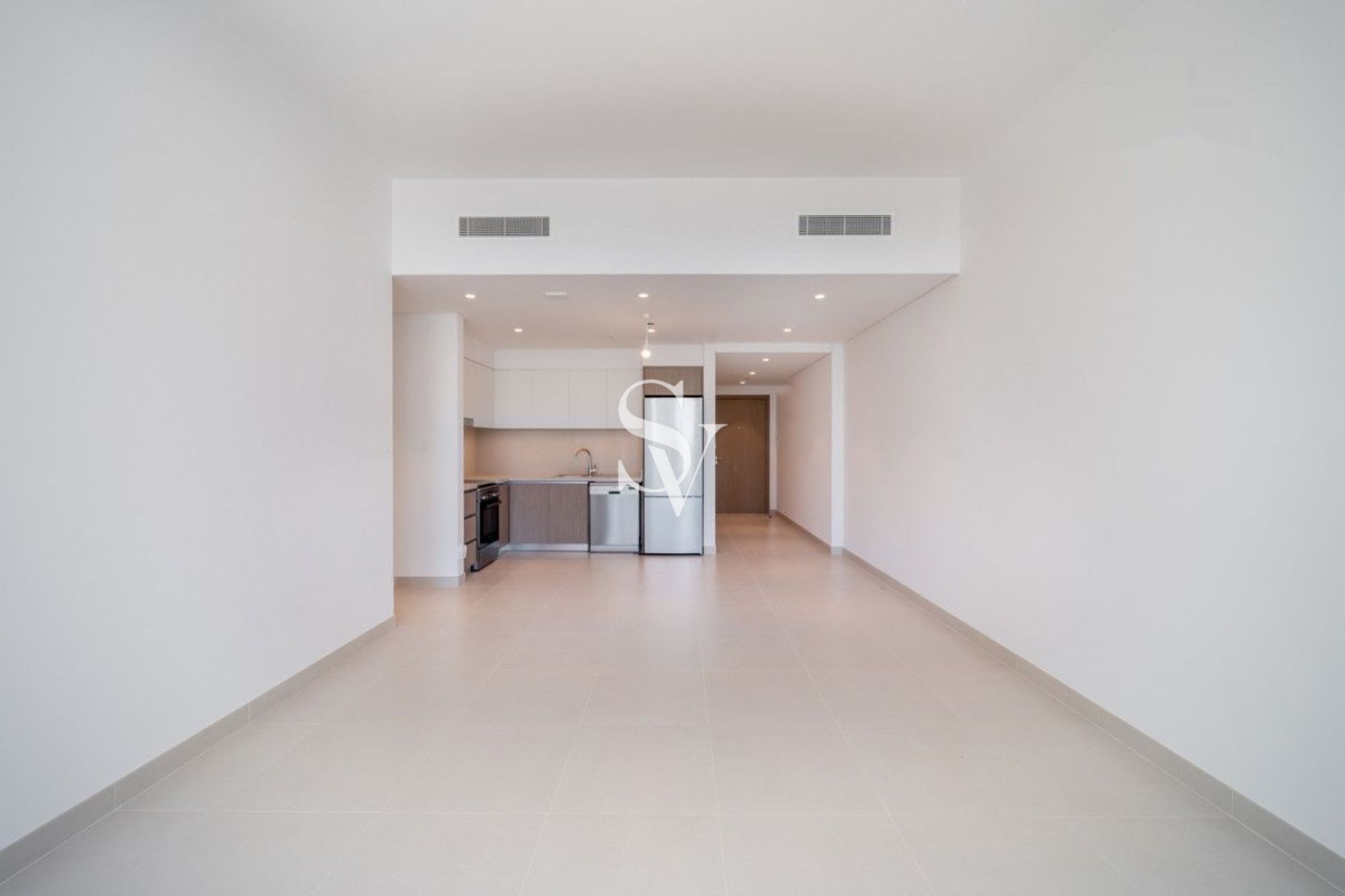 Unfurnished | Vacant Now | Infinity Pool