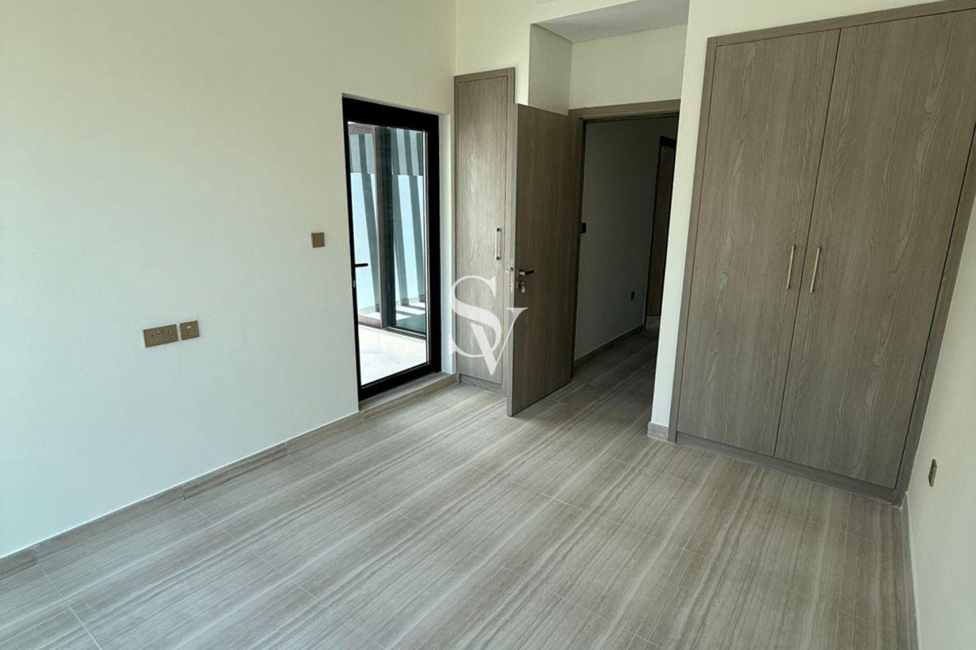 Landscaped | Unfurnished |  Community View
