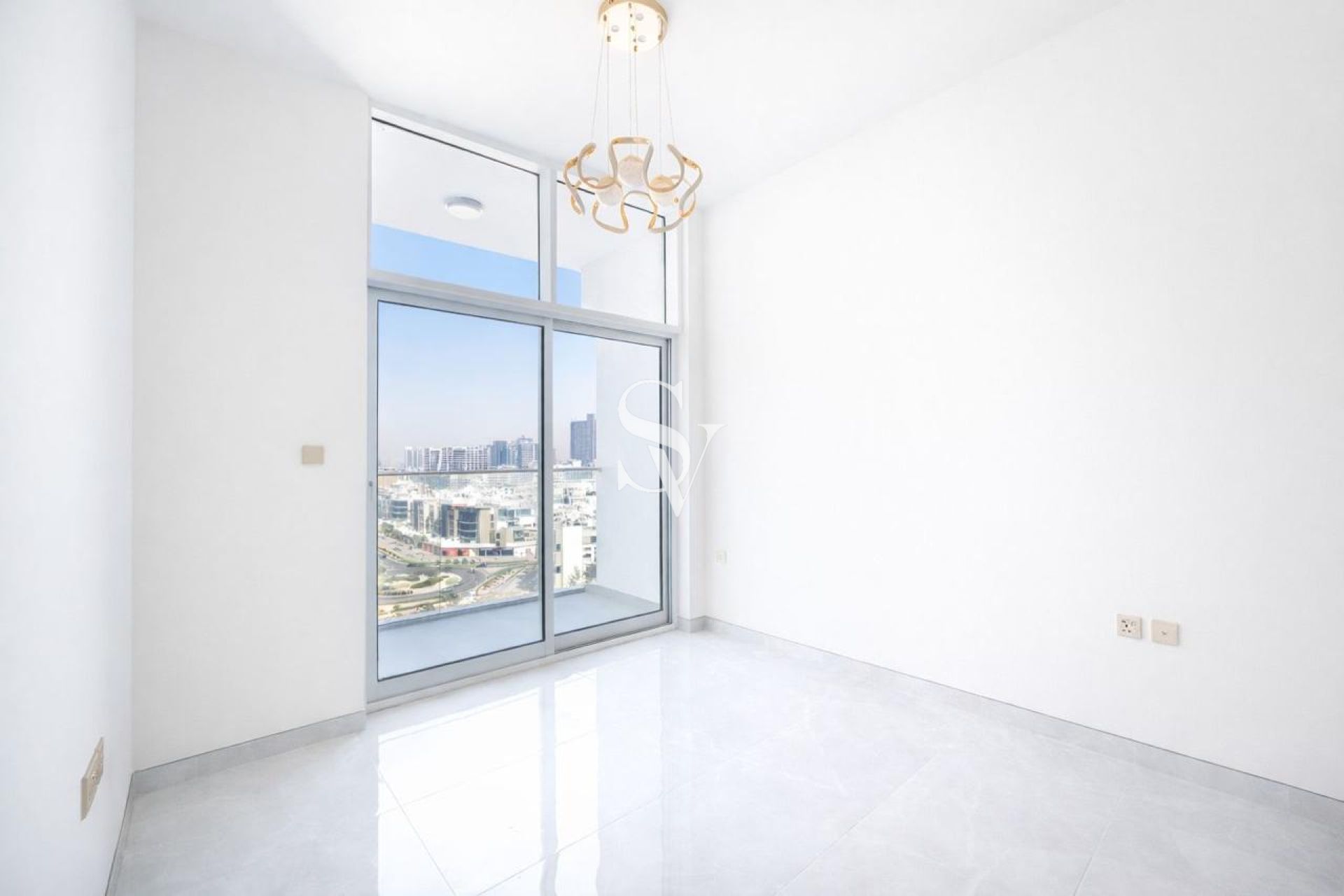 MULTIPLE CHEQUES | VACANT | GREAT VIEW