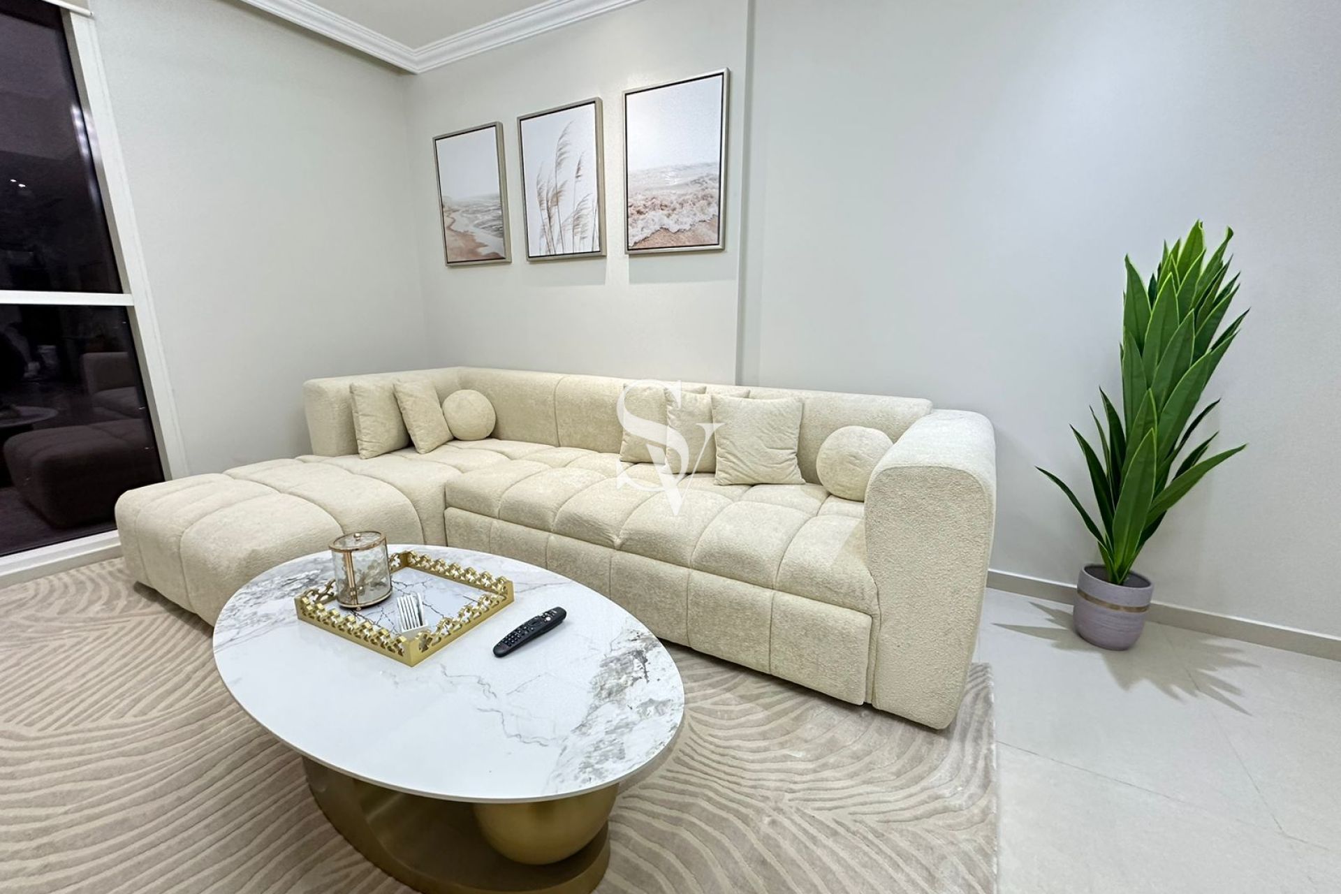 Stylish 1BR | Opp. Dubai Mall | Prime Downtown