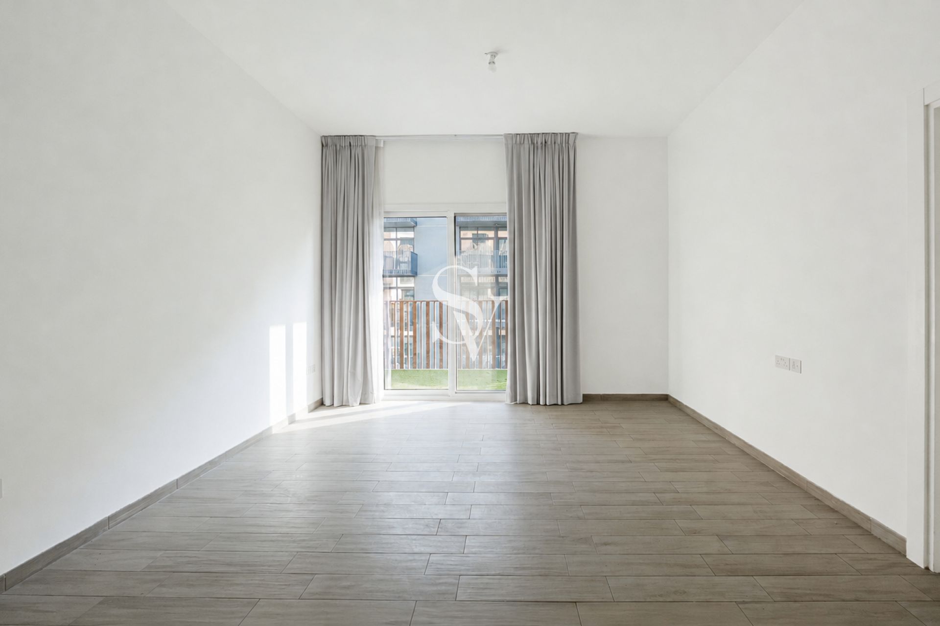 Rare Ellington 1BR | Exclusive Low-Rise Building