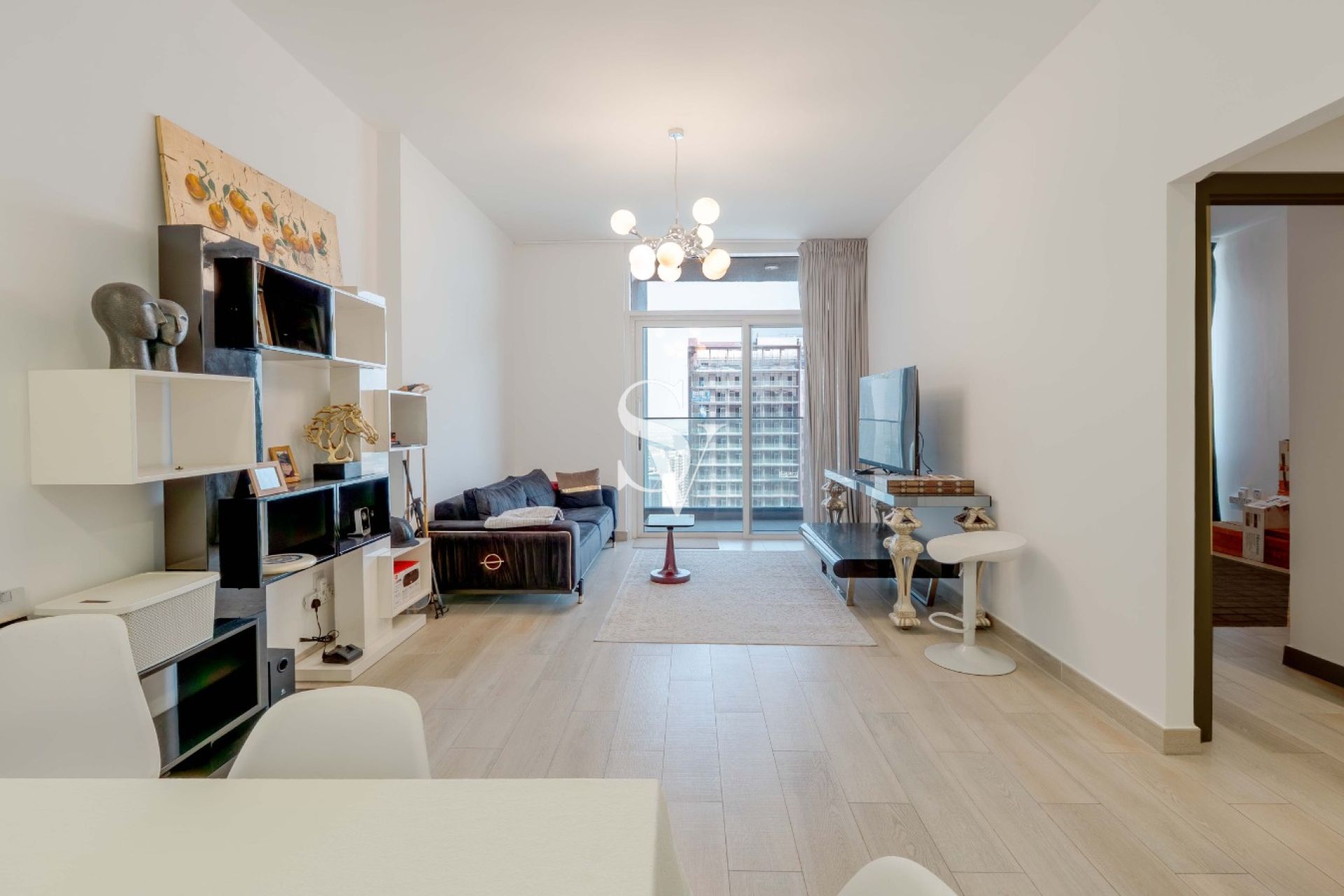 Fully Furnished |Ready to Move In |Community View