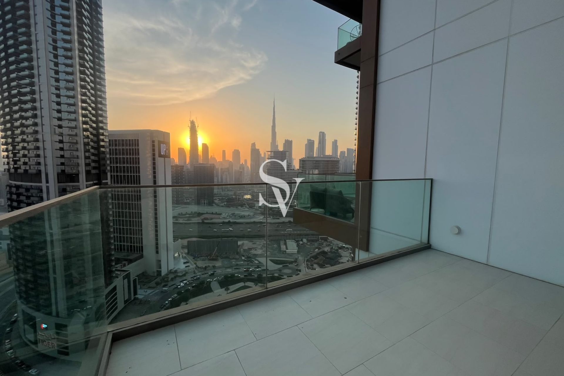 Stunning Duplex I Burj View I Luxury City Living