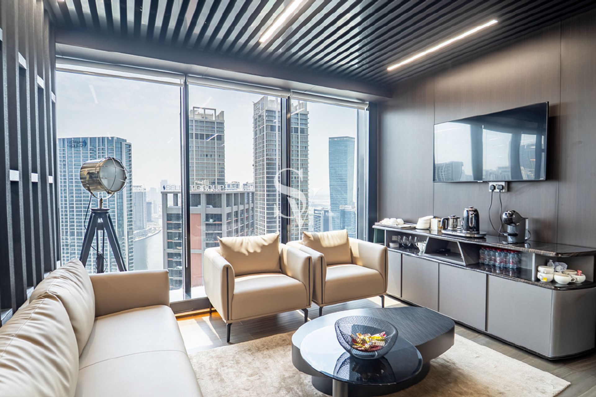 Luxury Office |Burj Khalifa View |3 Parking Spaces