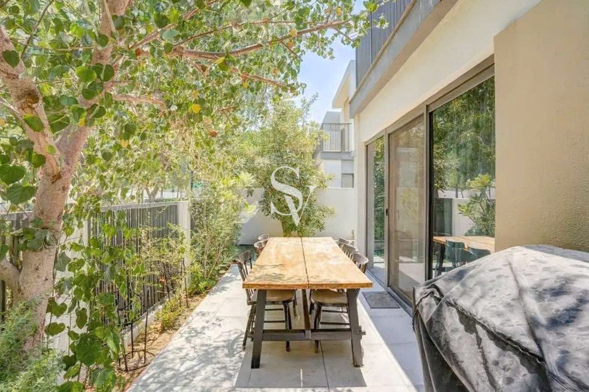 VACANT SOON | SINGLE ROW | CLOSE TO AMENITIES