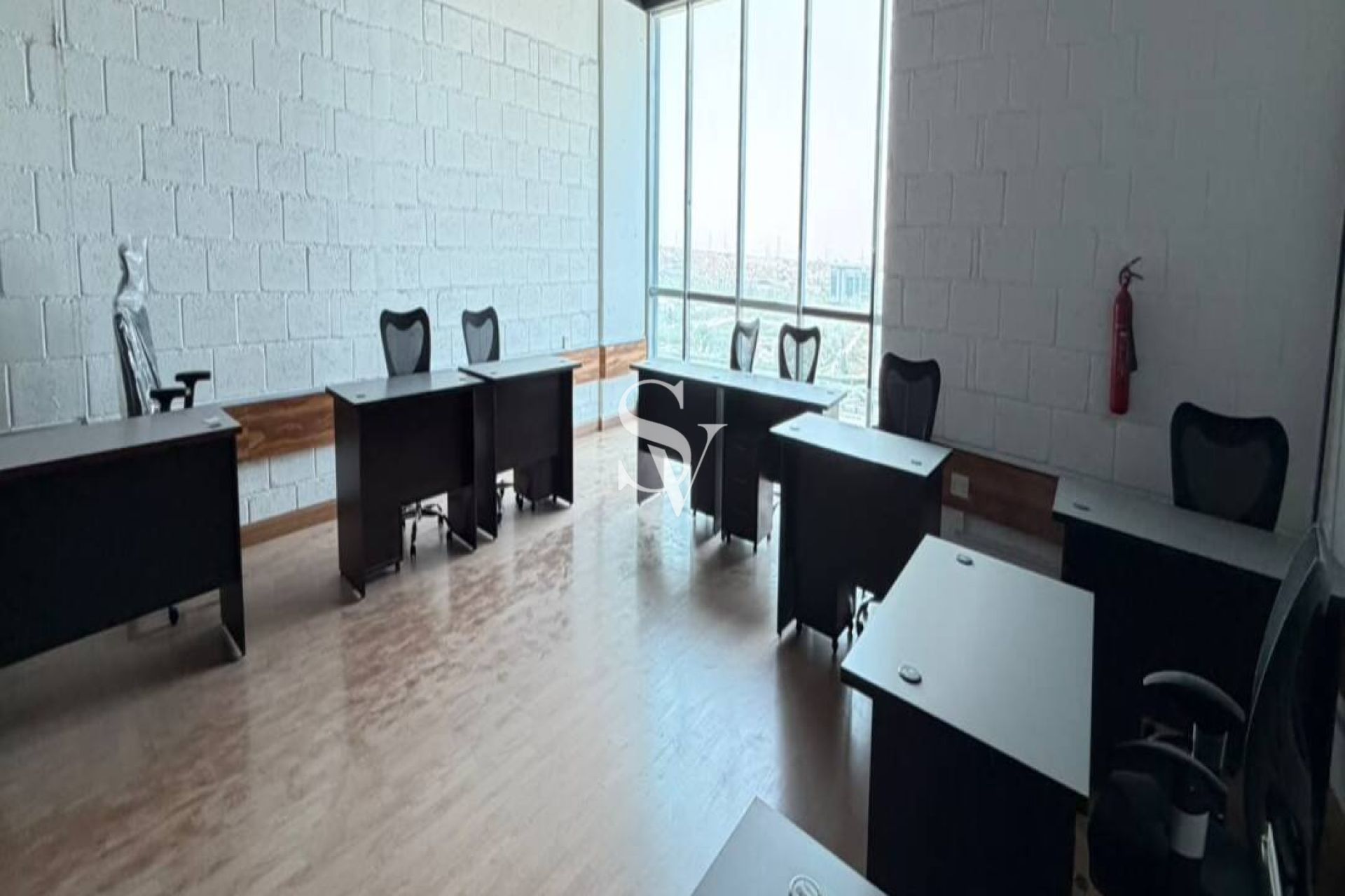 SPACIOUS OFFICE | READY TO MOVE | PRIME LOCATION