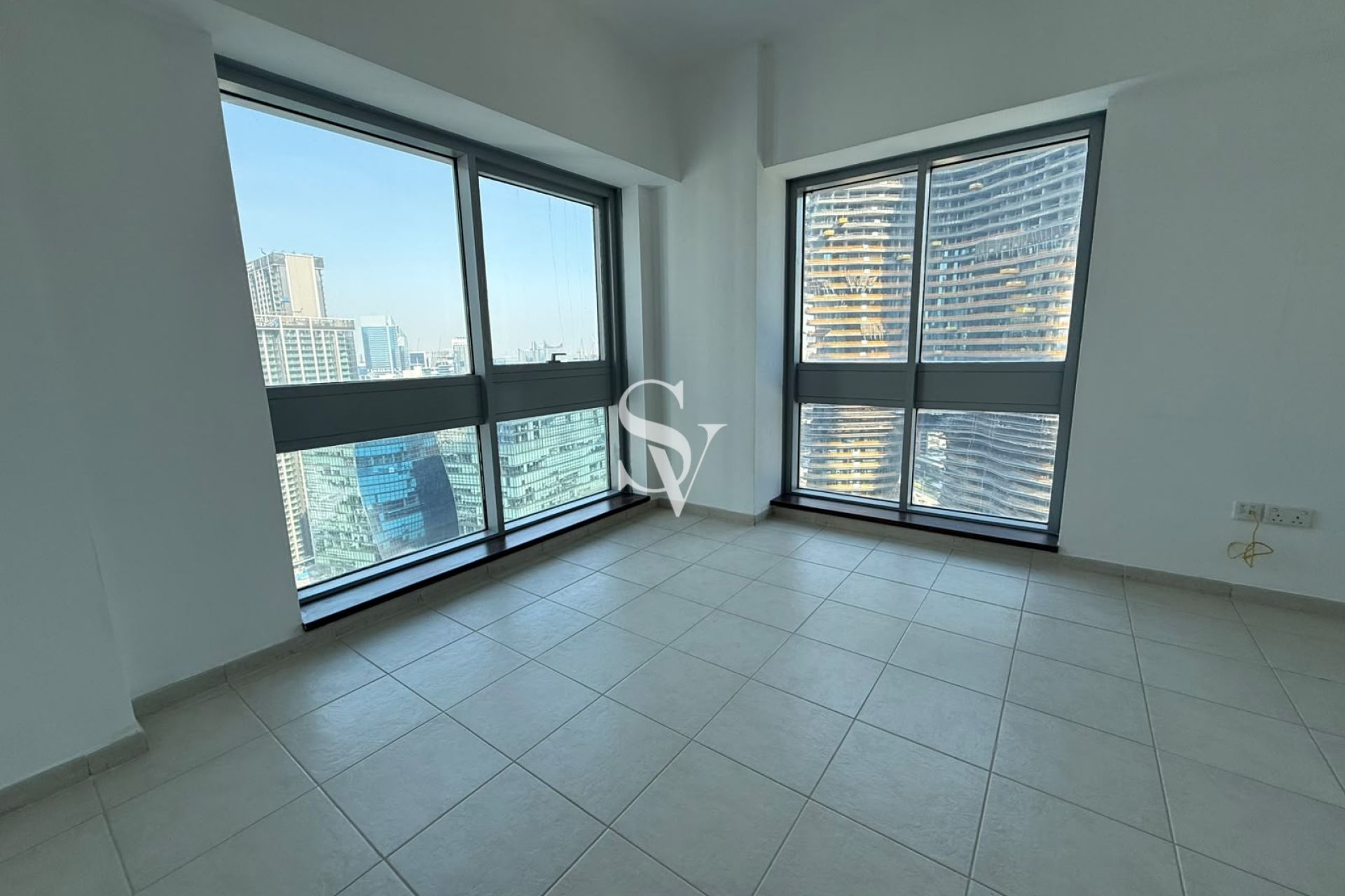 VASTU COMPLIANT | MAIDS ROOM | OPUS VIEW