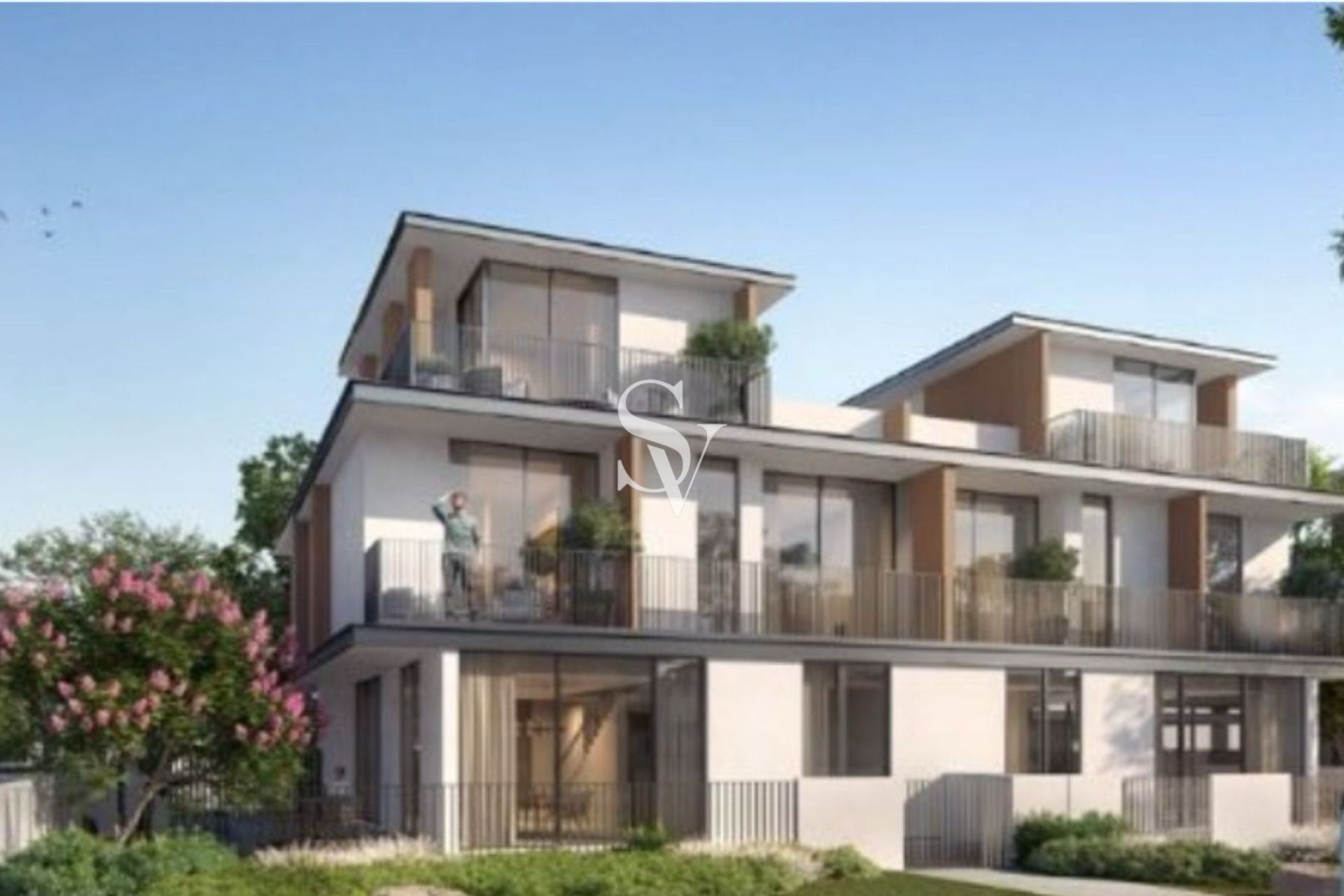 Spacious| High End Finishing| Luxurious