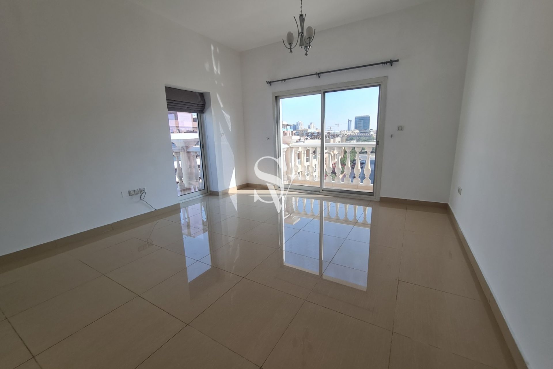 Chiller Free | Low Floor | Unfurnished | Near Exit