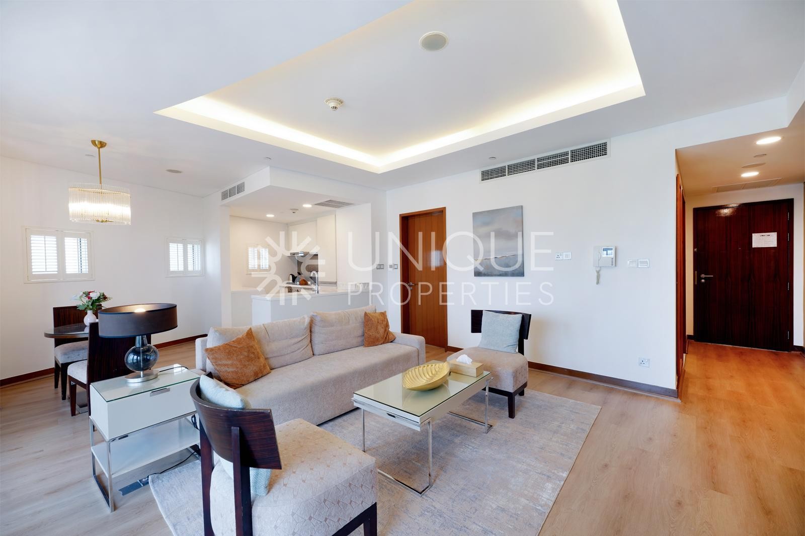 Upgraded | Fully Furnished | High Floor