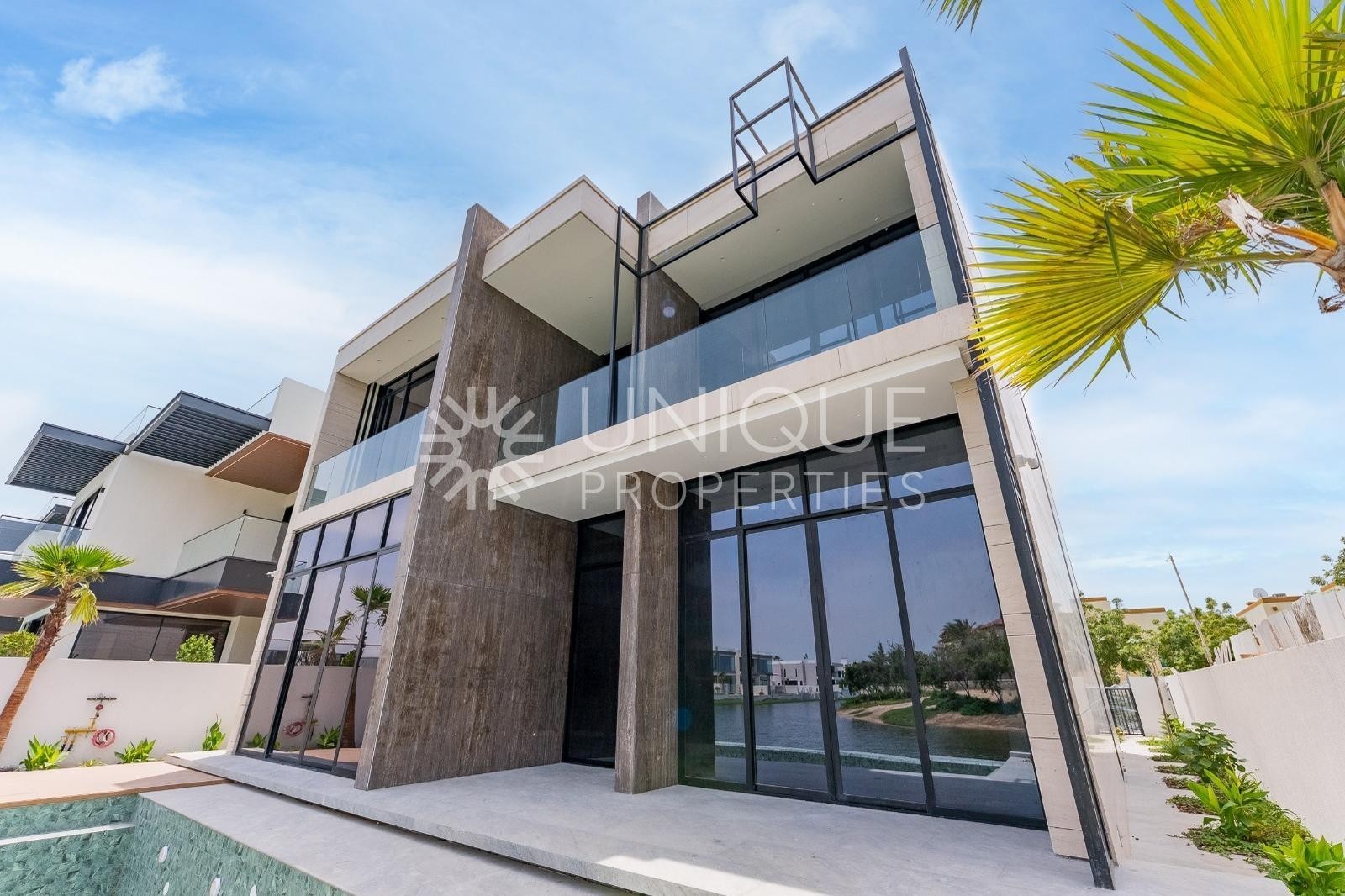 On The Lake | Custom Made | Luxury