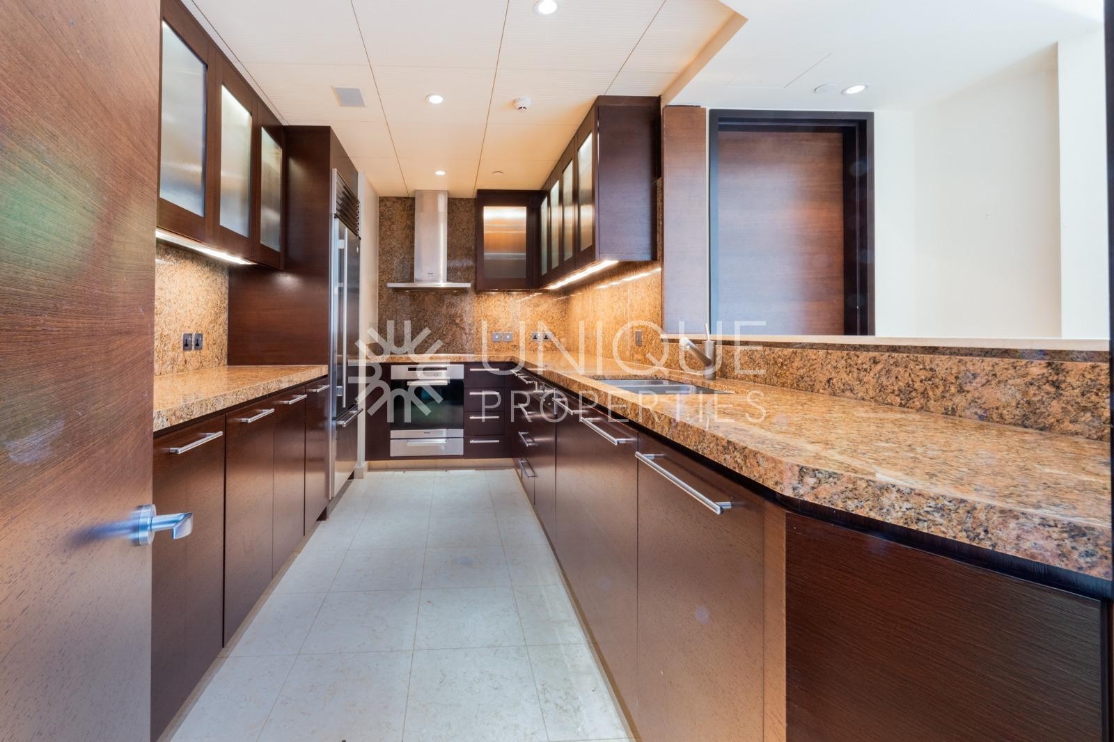 Burj Khalifa | Lake View | 1 Bedroom-copy