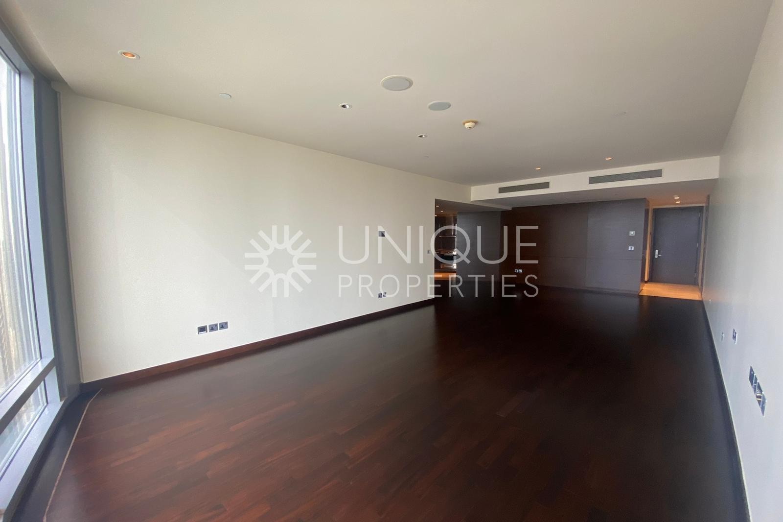 Largest 1BR | High Floor | Lake View-copy