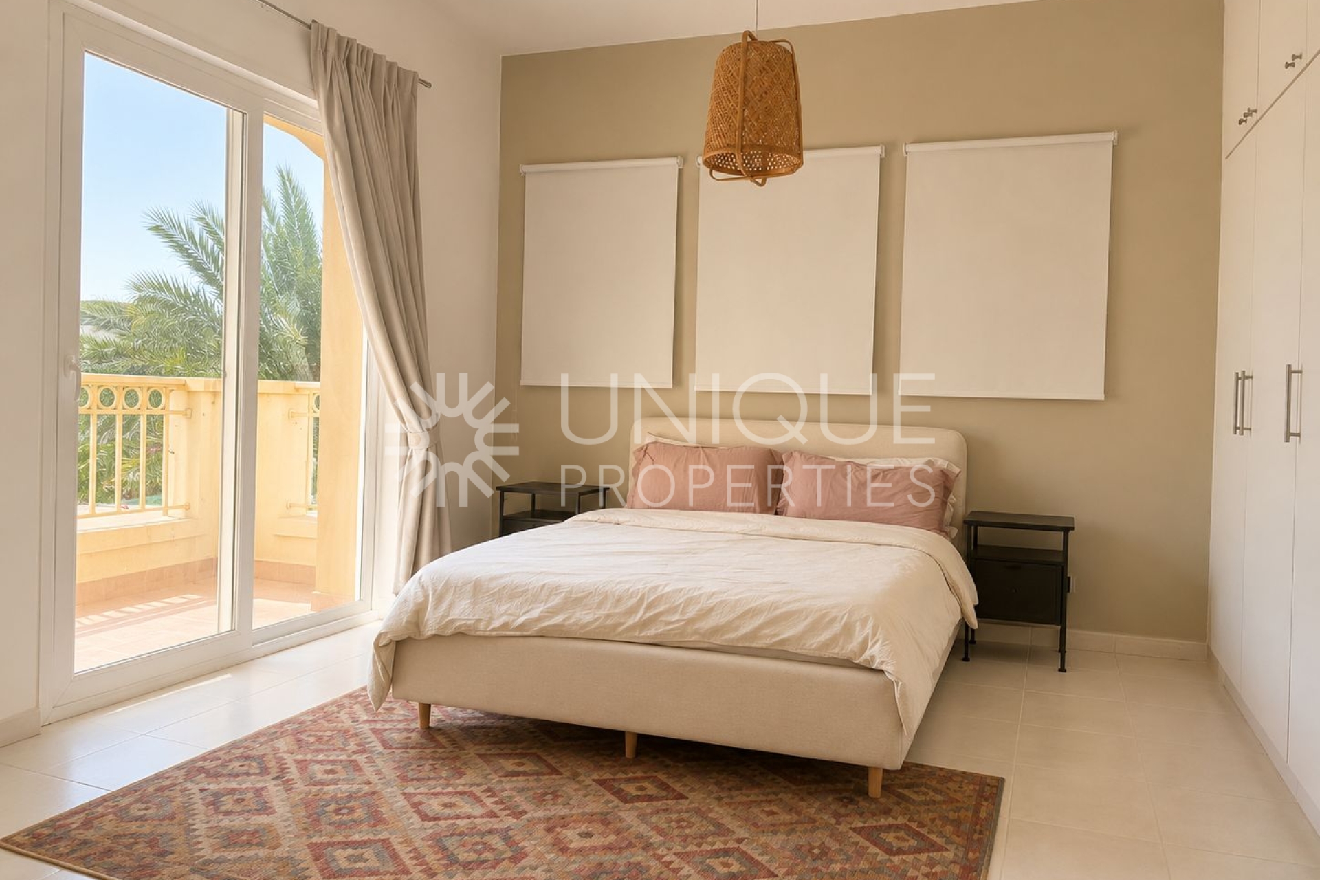 HUGE PLOT! EXTENDED! RENOVATED