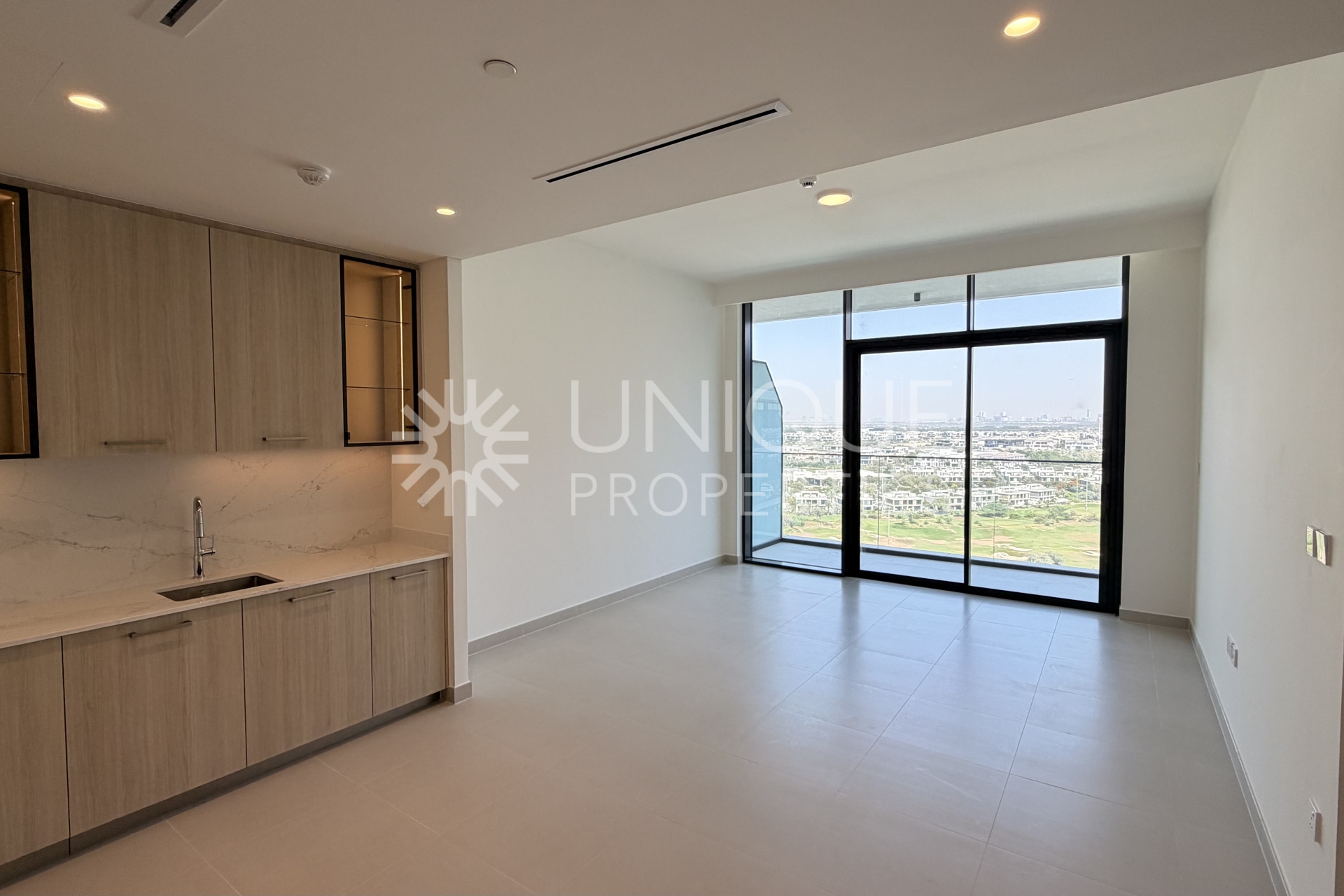 Kitchen Appliances | Full Golf Course View