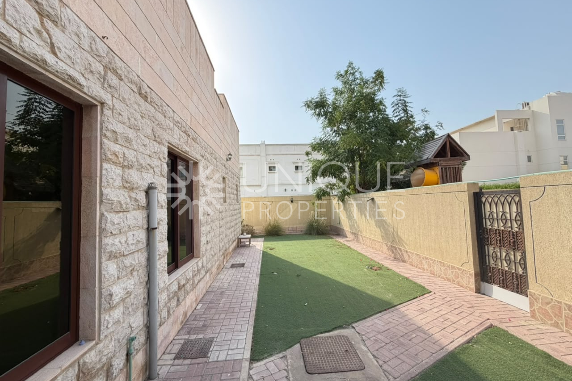 Ready to Move | Unfurnished | Ready | Shared Pool