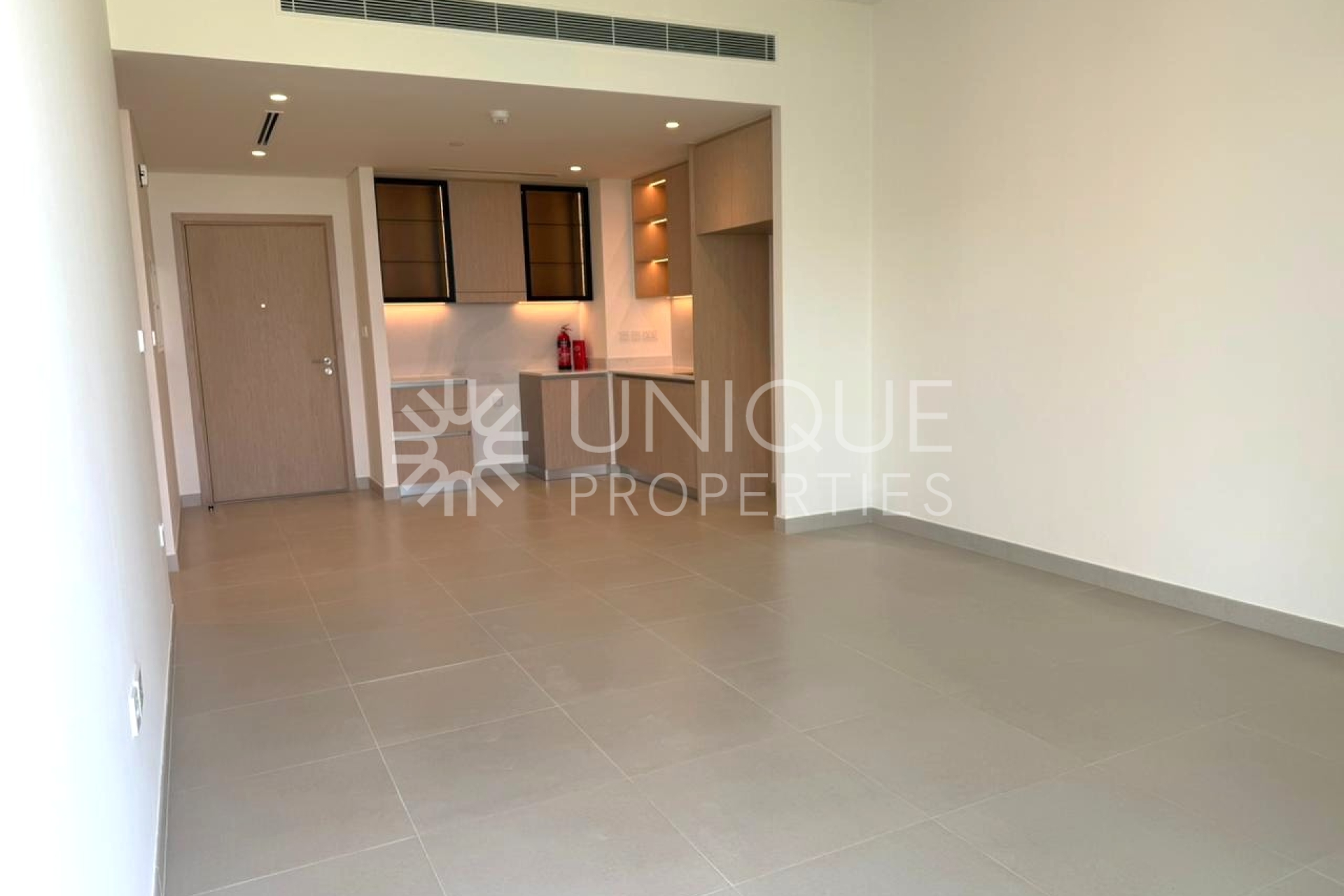 Luxury 2 BR | Golf Heights | Modern Living